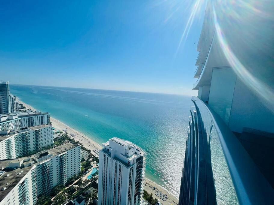 Stay At The Top With Amazing Views By Rent4Us Hollywood Exterior foto